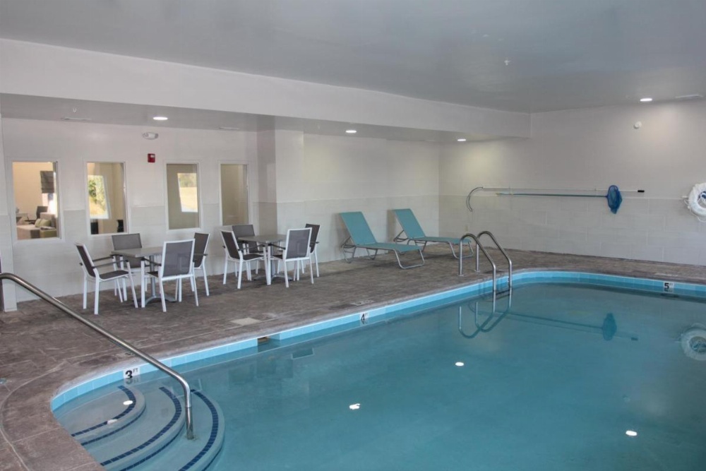 Holiday Inn Express & Suites Sweetwater Image 17