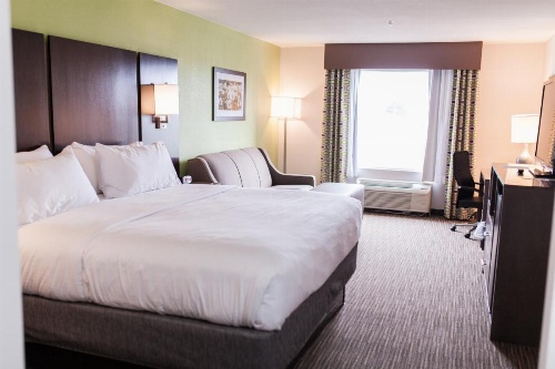 Holiday Inn Express & Suites Sweetwater image 21